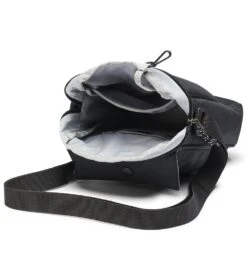 Columbia Zigzag Side Bag - Unisex Black -Columbia Outfit Shop 1665401326 1935901 010 3