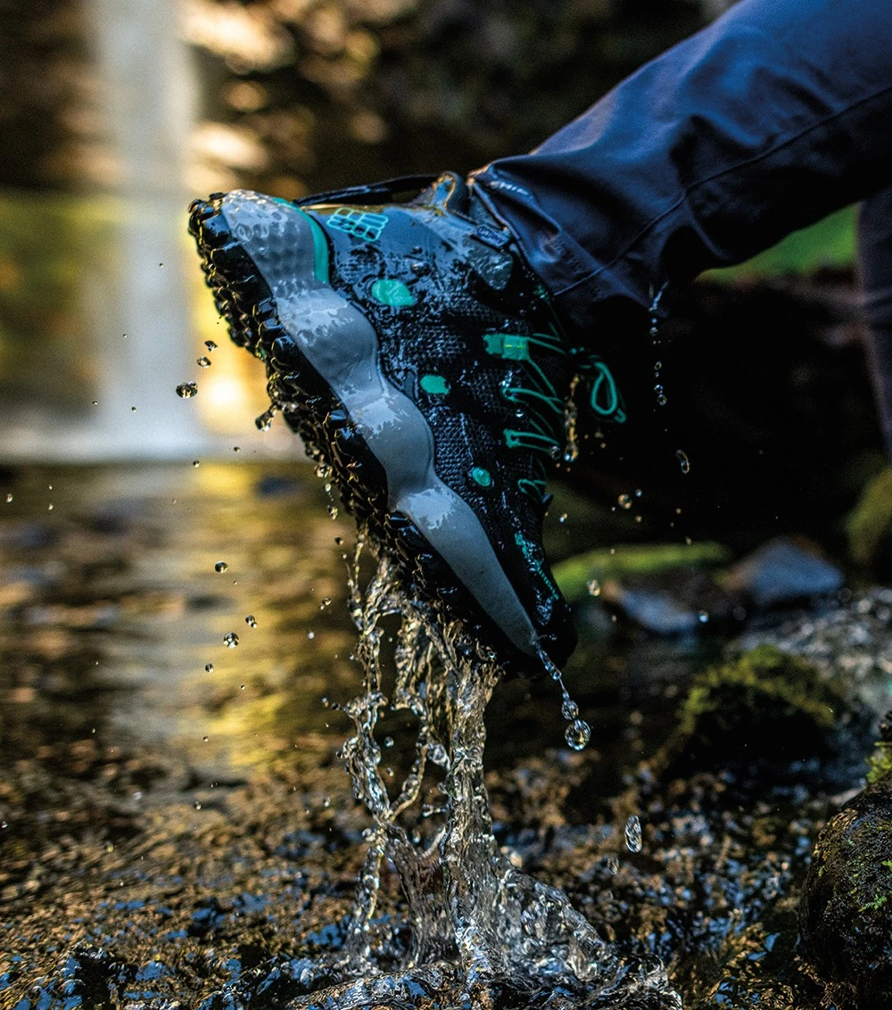 Columbia Escape Thrive Endure Hiking Shoes - Womens Black / Electric Turquoise 12 Columbia Escape Thrive Endure Hiking Shoes - Womens Black / Electric Turquoise - Image 10