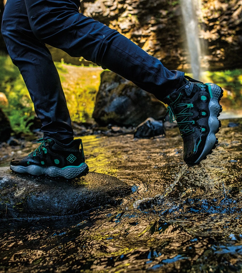 Columbia Escape Thrive Endure Hiking Shoes - Womens Black / Electric Turquoise 13 Columbia Escape Thrive Endure Hiking Shoes - Womens Black / Electric Turquoise - Image 11