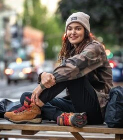 Columbia Newton Ridge Plus Waterproof Amped Hiking Boots - Womens Elk / Mountain Red -Columbia Outfit Shop 1682961330 BL4552 286 13