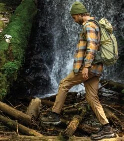 Columbia Newton Ridge Plus II Waterproof Hiking Boots - Wide Fit - Mens Cordovan / Squash -Columbia Outfit Shop 1695143190 1594732 231 16